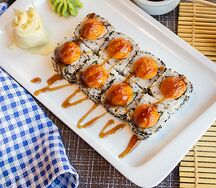 Острый ролл с кальмаром