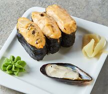 Суши острые с мидиями