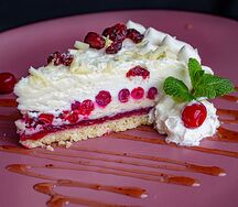 Пирог Брусничный кремовый