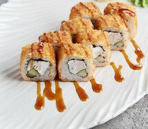 Ролл с курицей в темпуре