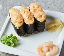 Суши острые с салатной креветкой