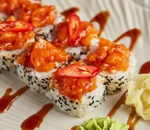Чили ролл с лососем