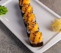 Горячий ролл с угрем