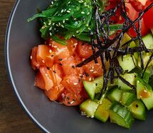 Поке с лососем