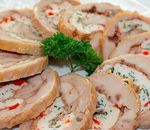 Рулет домашний куриный