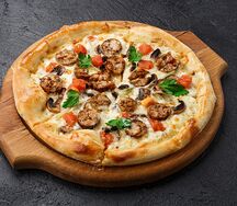 Пицца с куриными купатами