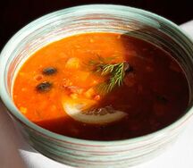 Солянка мясная по-деревенски