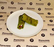 Блин со шпинатом и лососем