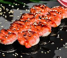 Яки с копченым лососем