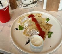 Блинчики с ягодным джемом