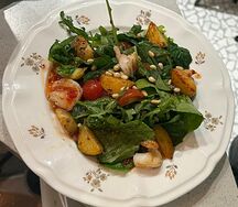 Салат с креветками