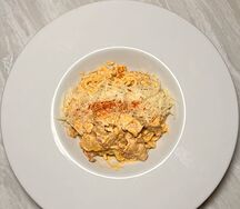 Карбонара с фирменным соусом