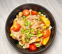 Салат с копченым беконом
