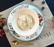 Рисовая каша с медом и кедровыми орехами