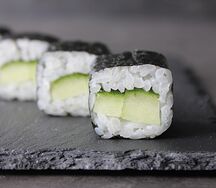 Ролл с огурцом