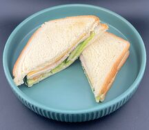 Сэндвич с курицей 