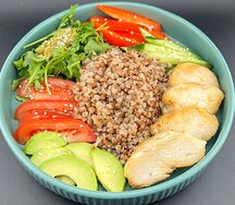 Боул с куриной грудкой 