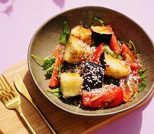 Теплый салат с баклажанами