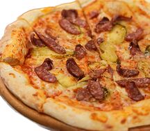 Пицца Охотничья с колбасками