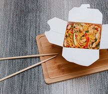 Яичная лапша с курицей