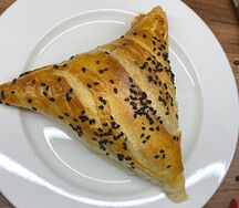 Самса слоеная с бараниной