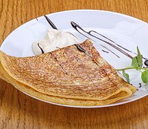 Блинчик со сметаной