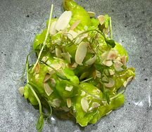 Тигровые креветки с соусом васаби 