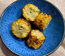 Кукуруза запеченная на мангале