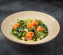 Салат с лососем