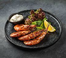 Лангустины с соусом биск