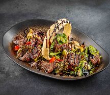 Салат с куриной печенью