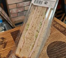 Сэндвич с курицей Цезарь