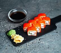 Ролл Калифорния с крабом