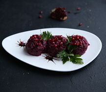 Пхали из свеклы с орехами