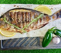 Дорадо на мангале