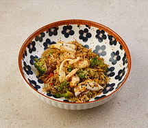 Вок с морепродуктами