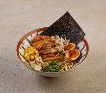 Мисо-рамен с цыпленком кацу и маринованным тофу