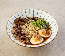 Рамен с уткой и грабами шиитаки