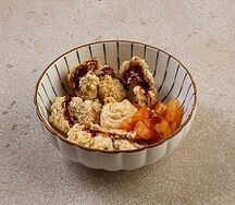 Курица карааге с ананасом кимчи