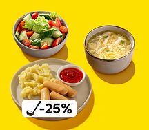 Сытный обед с молочными сосисками и куриной лапшой