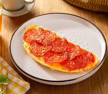 Омлет с пепперони