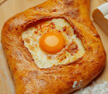 Хачапури по-аджарски