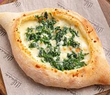 Лодочка со шпинатом и зеленью