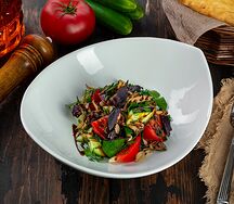 Салат с белой фасолью и вешенками