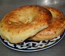 Лепешка узбекская целая
