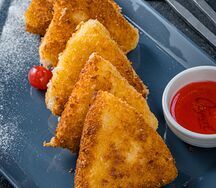 Жаренный сулугуни со сметаной