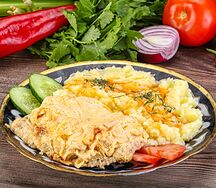 Мясо по-французски из курицы с пюре