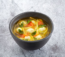 Лапша куриная с фрикадельками