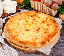 Осетинский пирог с сыром и картофелем Картофджын