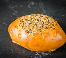 Пирожок с картошкой и грибами